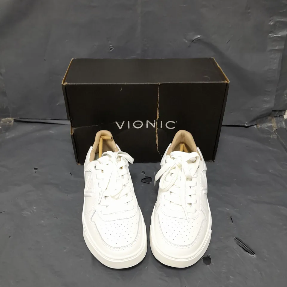 UNBOXED PAIR OF VIONIC KIMMIE COURT WHITE LEATHER TRAINER - UK 4