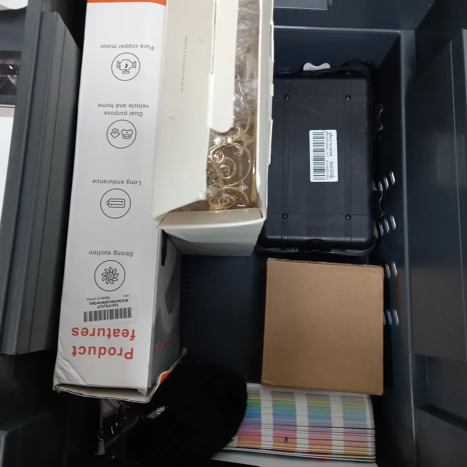 BOX OF ASSORTED ITEMS TO INCLUDE -AUTO TRIM REMOVEAL TOOL SET / SILICONE REMOVER /HANGING NECK FAN 