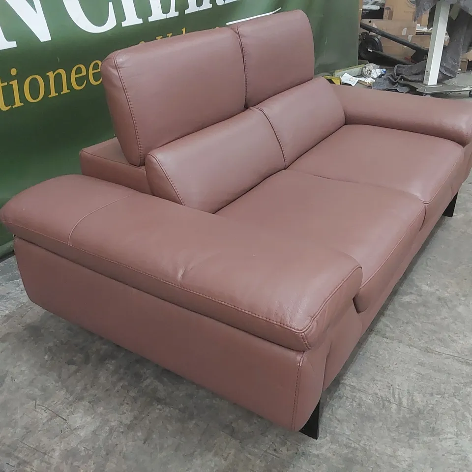 QUALITY DESIGNER ITALIAN MADE 2 SEATER LEATHER SOFA WITH ADJUSTABLE HEAD & ARMRESTS