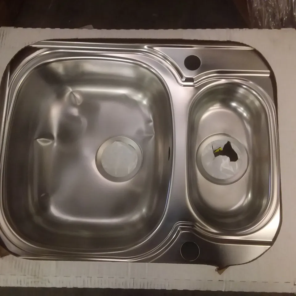 COOKE & LEWIS 1.5 BOWL SINK + DRAINER