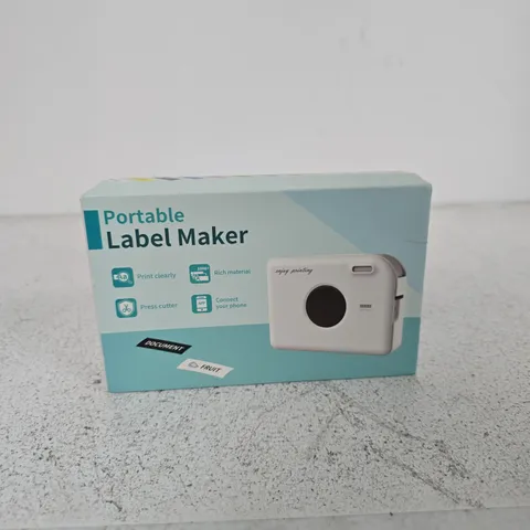 PORTABLE LABEL MAKER – BOXED
