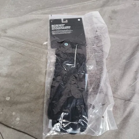 BAGGED LULULEMON MENS FAST AND FREE FLEECE RUN GLOVES IN BLACK - LARGE