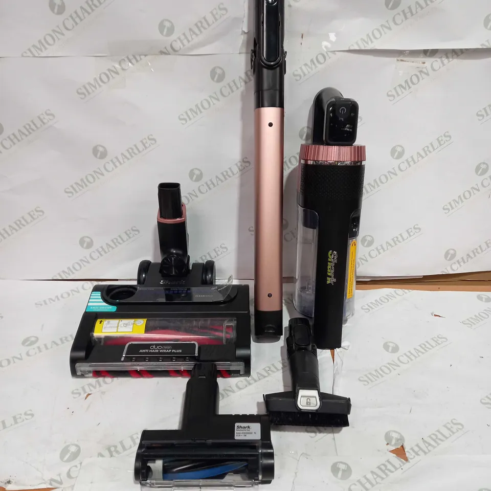 SHARK CORDLESS STICK VACUUM CLEANER PET PRO MODEL