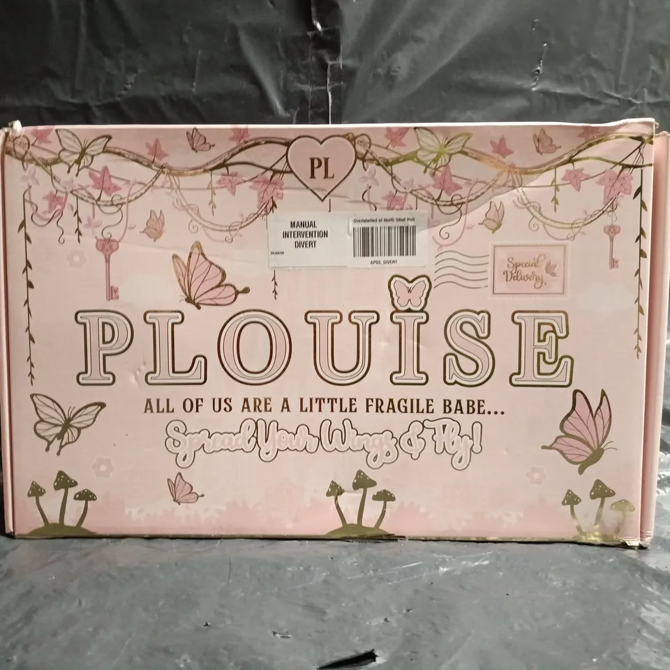 P.LOUISE MYSTERY BEAUTY BOX SET