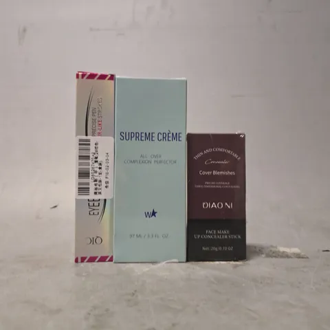 APPROXIMATELY 15 ASSORTED HEALTH & BEAUTY ITEMS TO INCLUDE - SUPREME CREME , DIAONI FACE MAKE UP CONCEALER STICK 