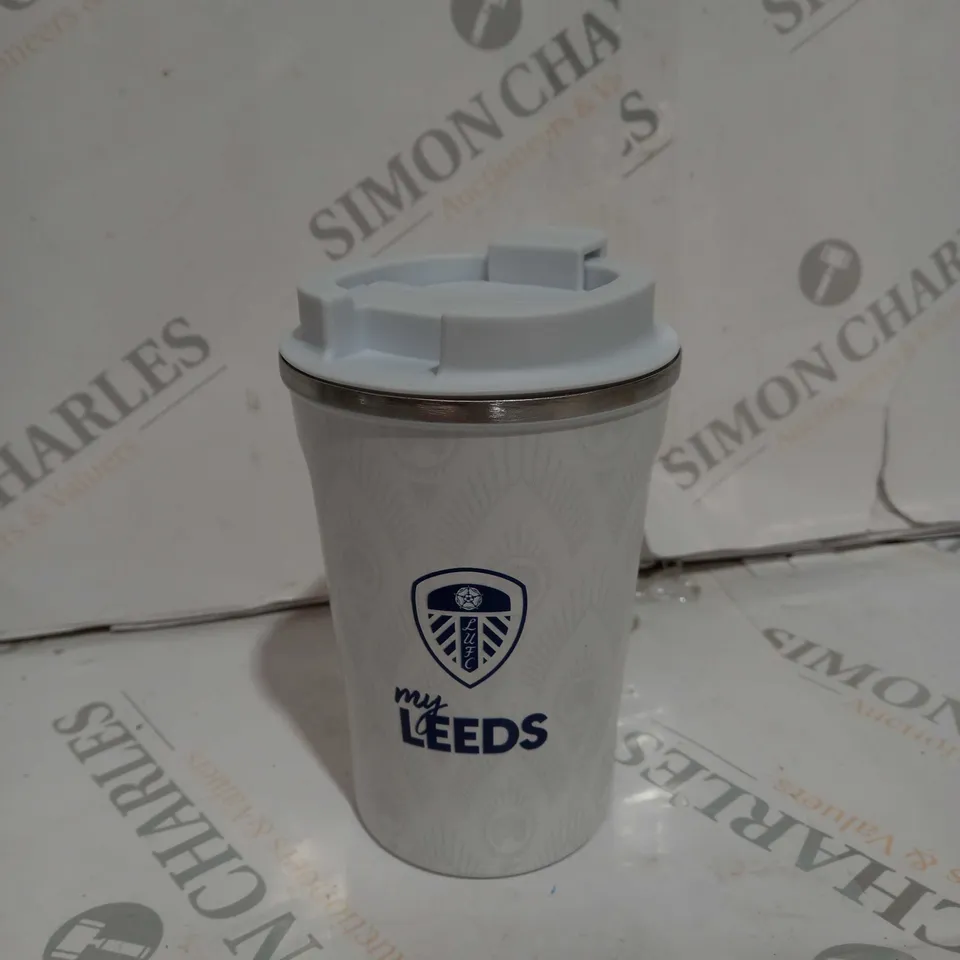 LEEDS TEAM CUP OFFICIAL 