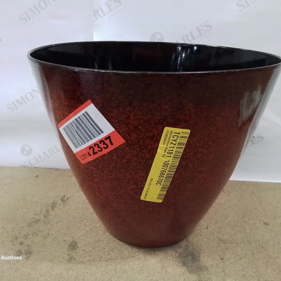 30CM ALEXAUNDREA FUSION PLANTER IN CHERRY RED