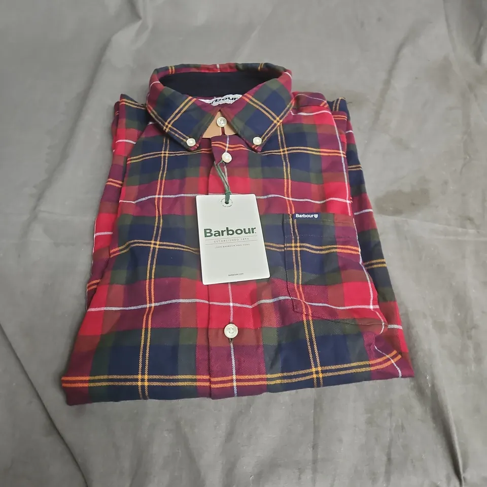 BARBOUR TAILORED TARTAN SHIRT – WINTERBERRY TARTAN – SIZE M 