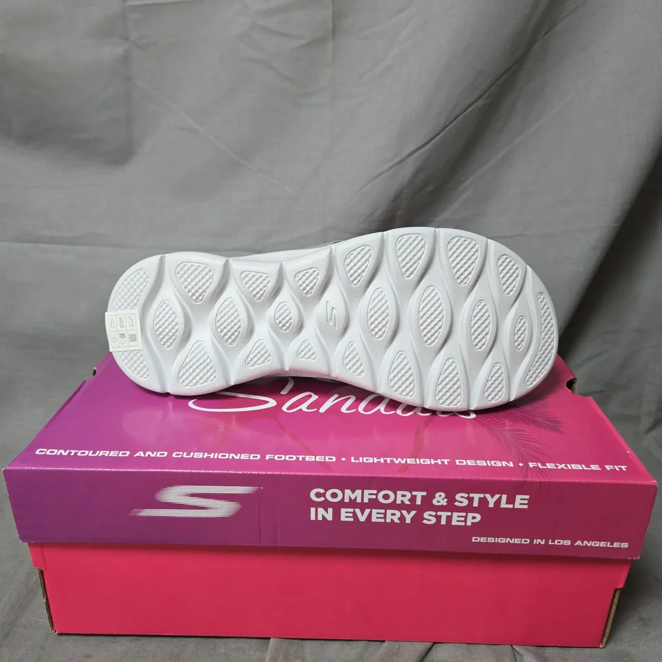 SKECHERS GOWALK GREY SANDALS – SLIP-ON THONG STYLE - SIZE 7