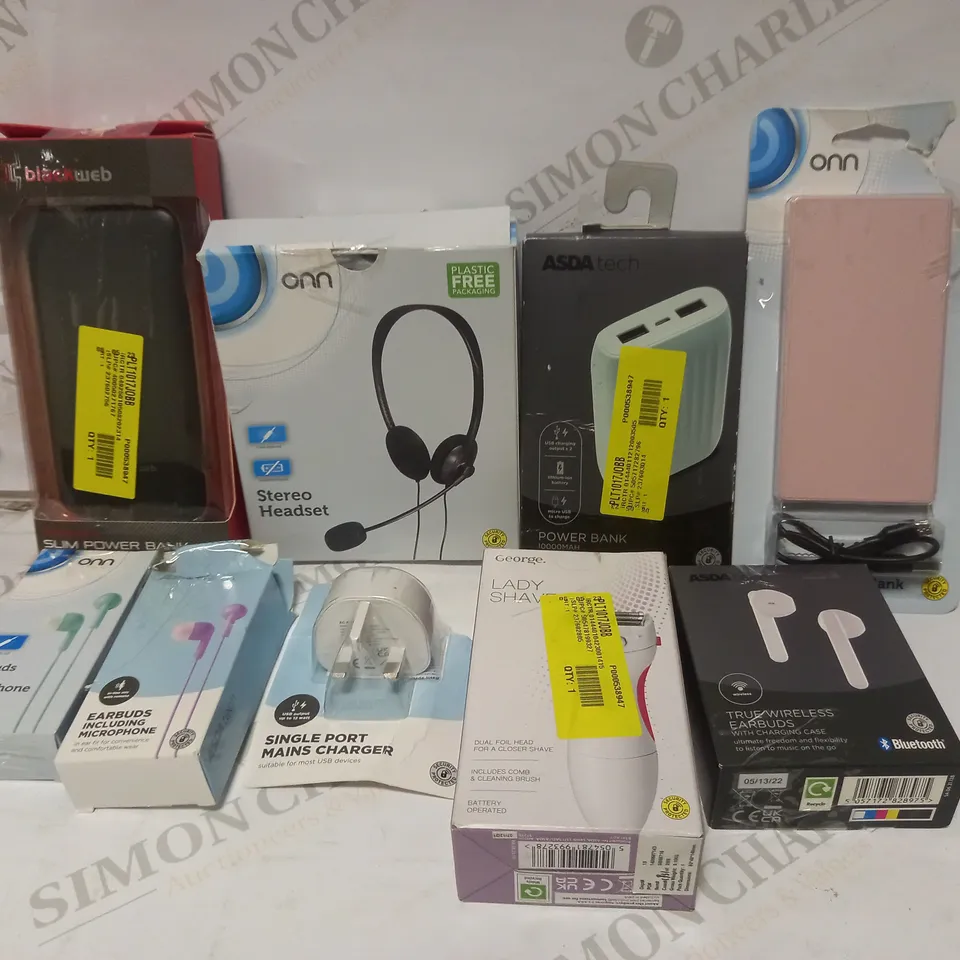 BOX TO CONTAIN APPROX. 20 X ASSORTED TECH PRODUCTS, INCLUDES POWER BANK, EARPHONES, CHARGING CABLES ETC 
