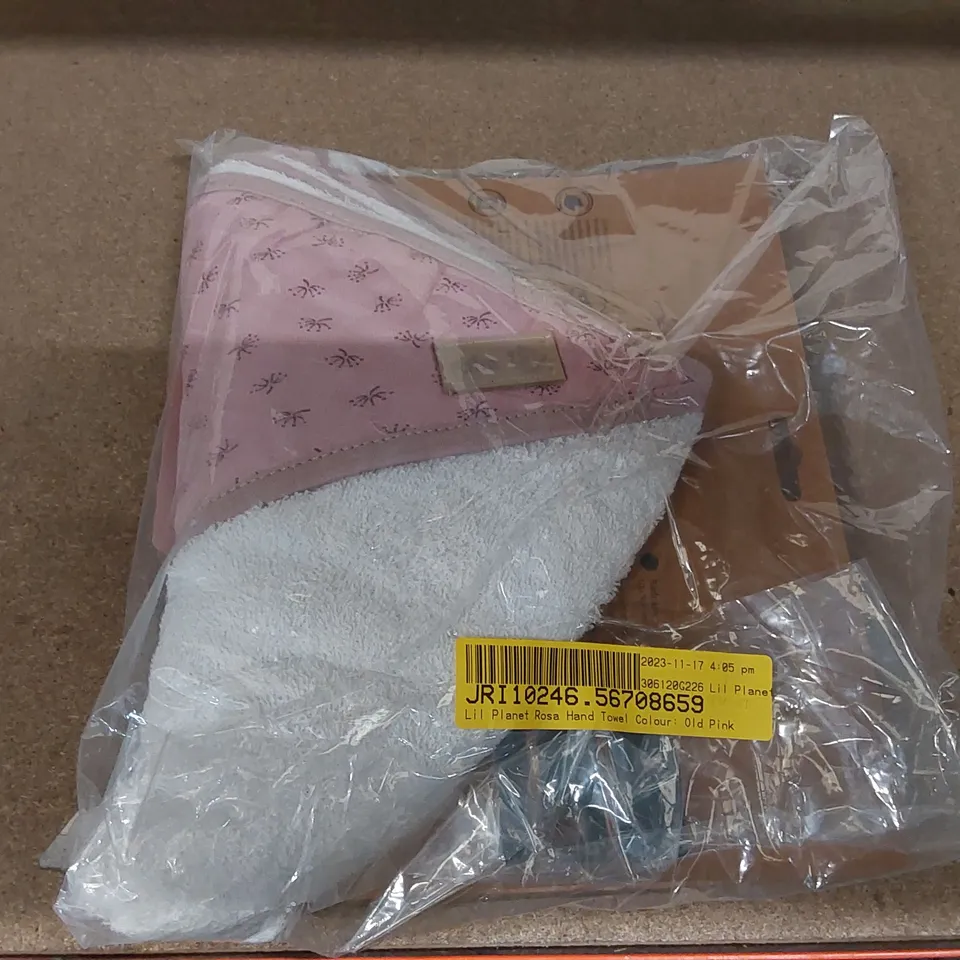 BAGGED LIL PLANET ROSA HAND TOWEL IN OLD PINK (1 ITEM)