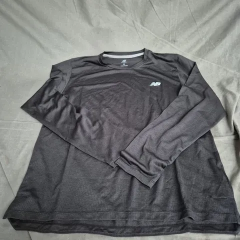 NEW BALANCE NB ICE LONG-SLEEVE TOP – BLACK, UK SIZE M