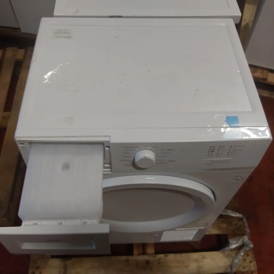 LOGIK LIHP7W24 INTEGRATED 7 KG HEAT PUMP TUMBLE DRYER