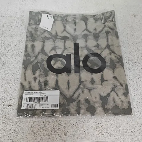 ALO YOGA SHOPPER TOTE BAG – GREY TIE-DYE – ONE SIZE (NEW/SEALED)
