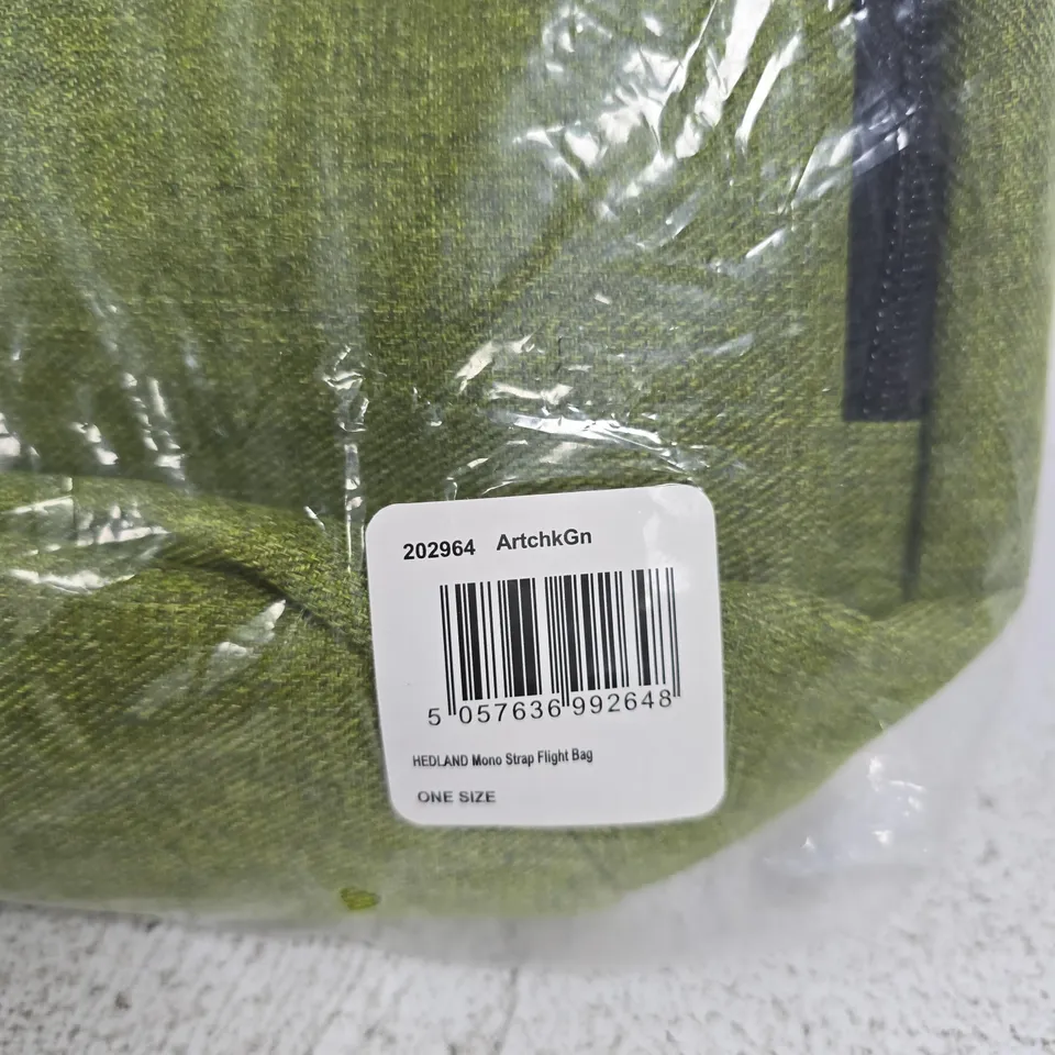 BAGGED WEIRD FISH MONO STRAP FLIGHT BAG 