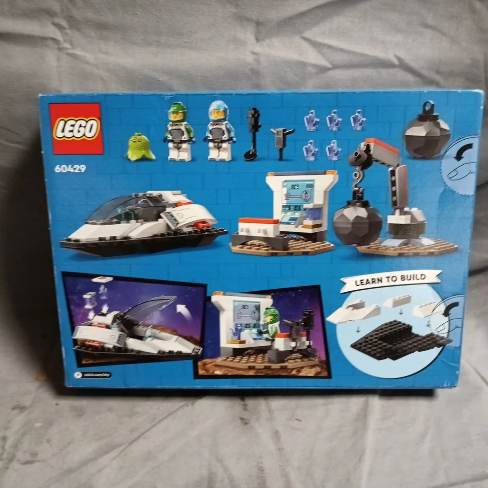 BOXED LEGO CITY SPACESHIP AND ASTEROID DISCOVERY - 60429