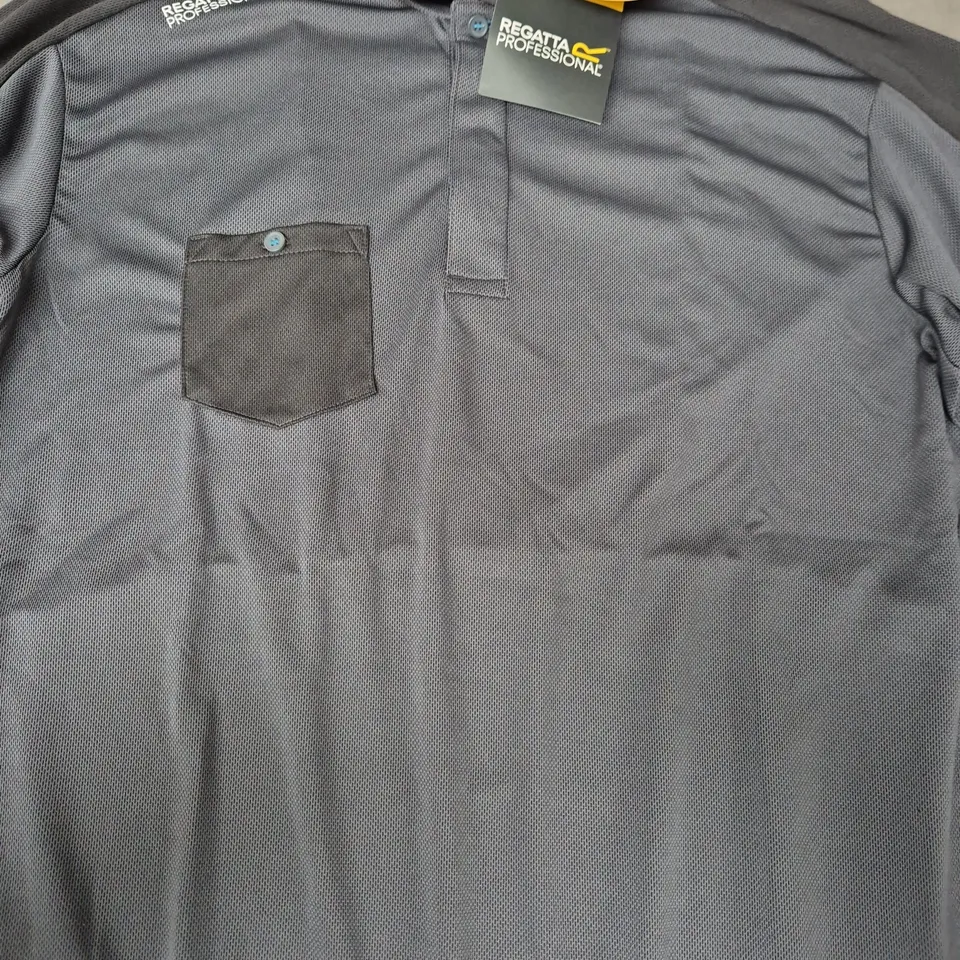 REGATTA SHORT SLEEVE TOP IN GREY SIZE XL