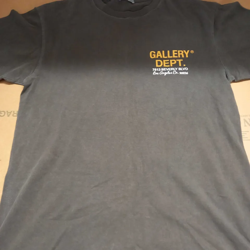 GALLERY DEPT T-SHIRT SIZE L