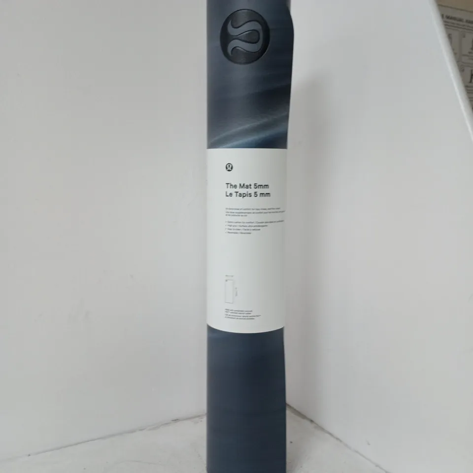LULULEMON THE MAT 5MM BLUE