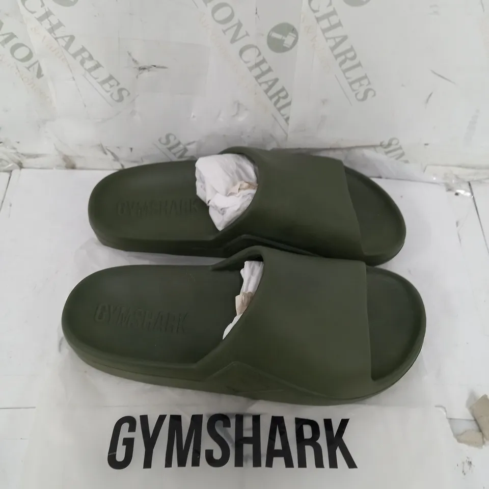 BAGGED GYMSHARK REST DAY SLIDES CORE OLIVE SIZE 8 
