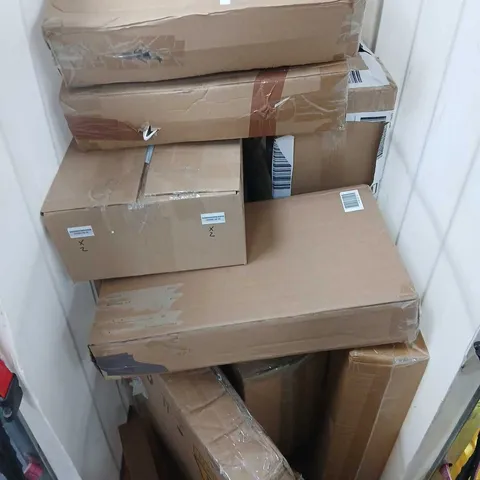 CAGE OF APPROXIMATELY 8 ASSORTED ITEMS TO INCLUDE - CYCLONE2CANE, GARDEN DECOR, AND SCARFS ETC. - COLLECTION ONLY