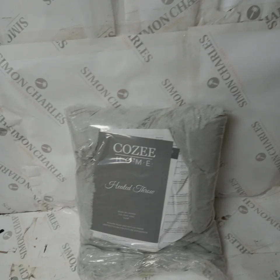 UNBOXED COZEE HOME VELVETSOFT HEATED THROW IN LIGHT GREY