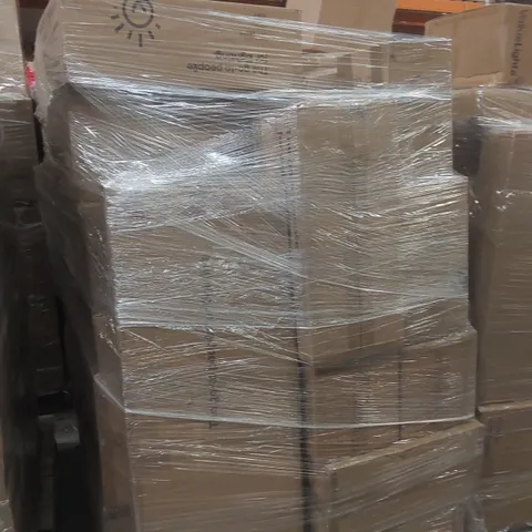 PALLET CONTAINING A VERY LARGE QUANTITY OF ASSORTED DESIGNER LIGHTING PRODUCTS