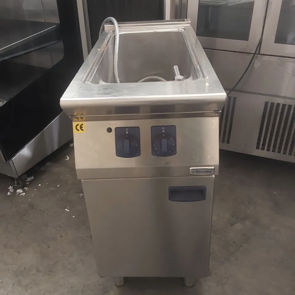 ELECTROLUX FRYING BOARD, WATER BATH