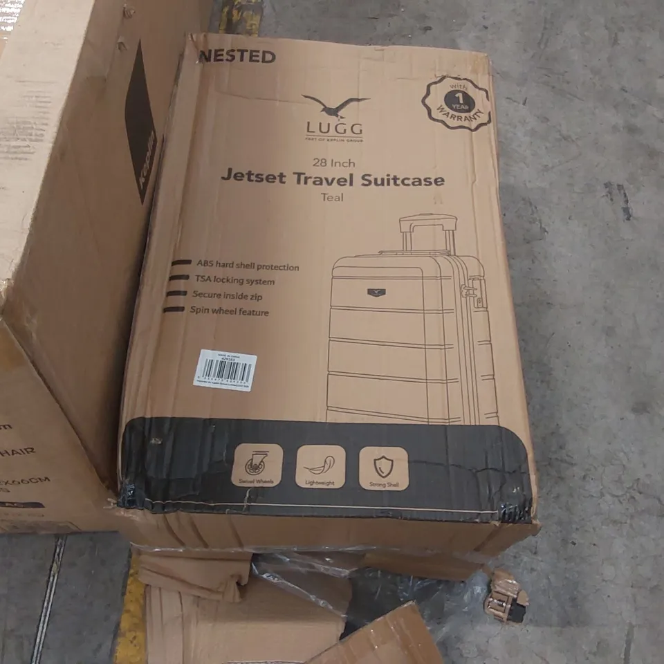 BOXED LUGG JETSET SUITCASE