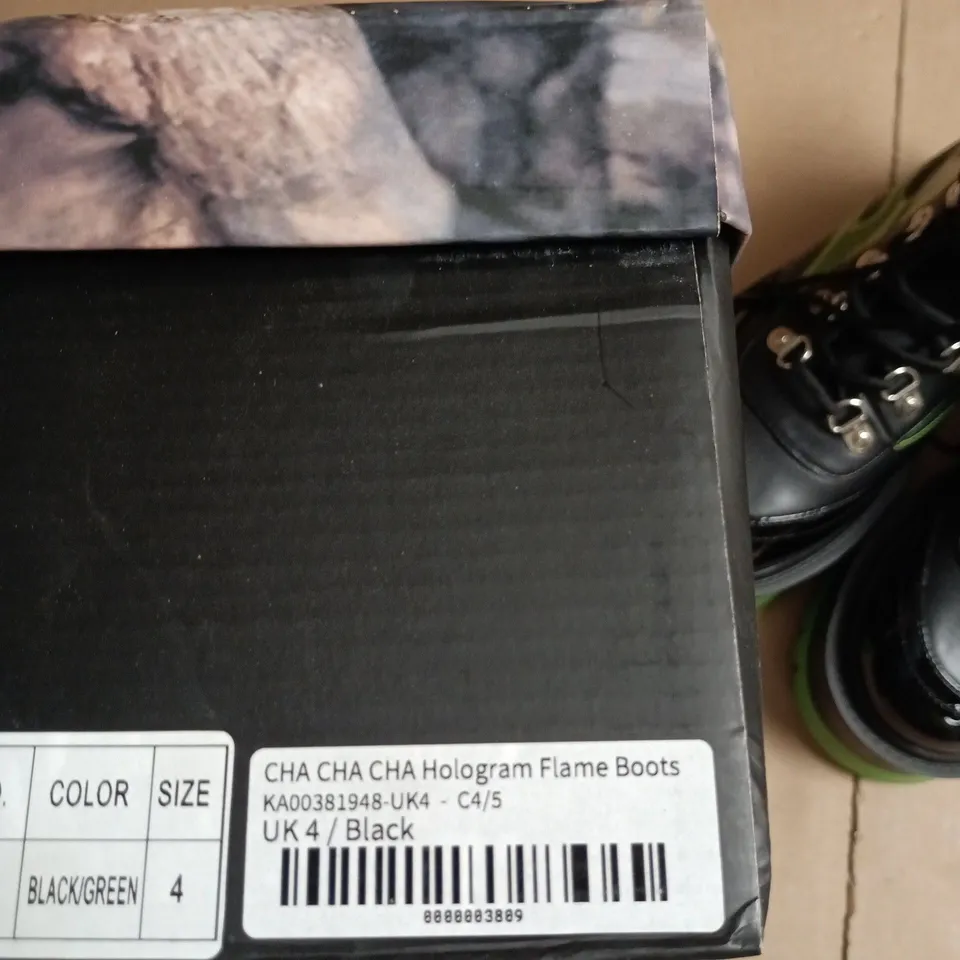 KOI CHA CHA CHA HOLOGRAM FLAME BOOTS – UK 4, BLACK/GREEN