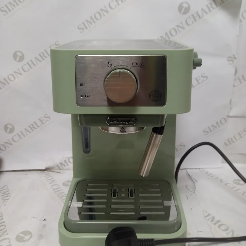 DELONGHI ESPRESSO MACHINE 
