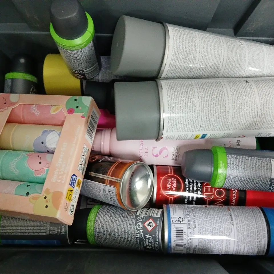 APPROXIMATELY 15 ASSORTED AEROSOLS TO INCLUDE SANCTUARY SPA SHOWER BURST, AUTO K SPRAY, DOVE MAN CARE, ETC - COLLECTION ONLY