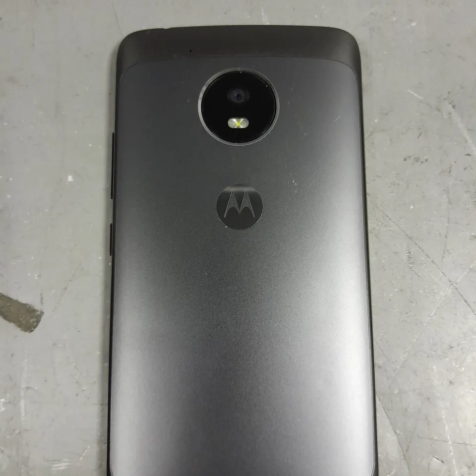 MOTOROLA MOTO SMARTPHONE - MODEL UNSPECIFIED 