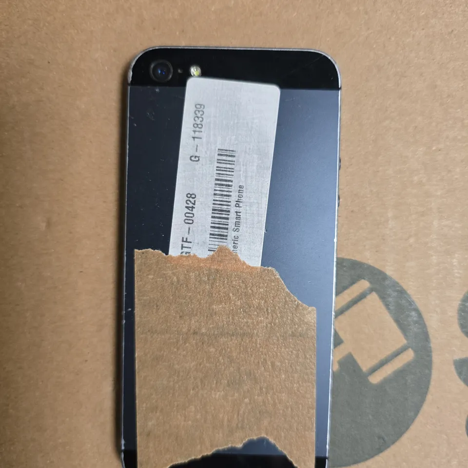 APPLE IPHONE 5 SMARTPHONE 