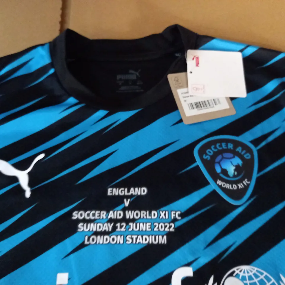 SOCCER AID ADULTS WORLD SHIRT - XL