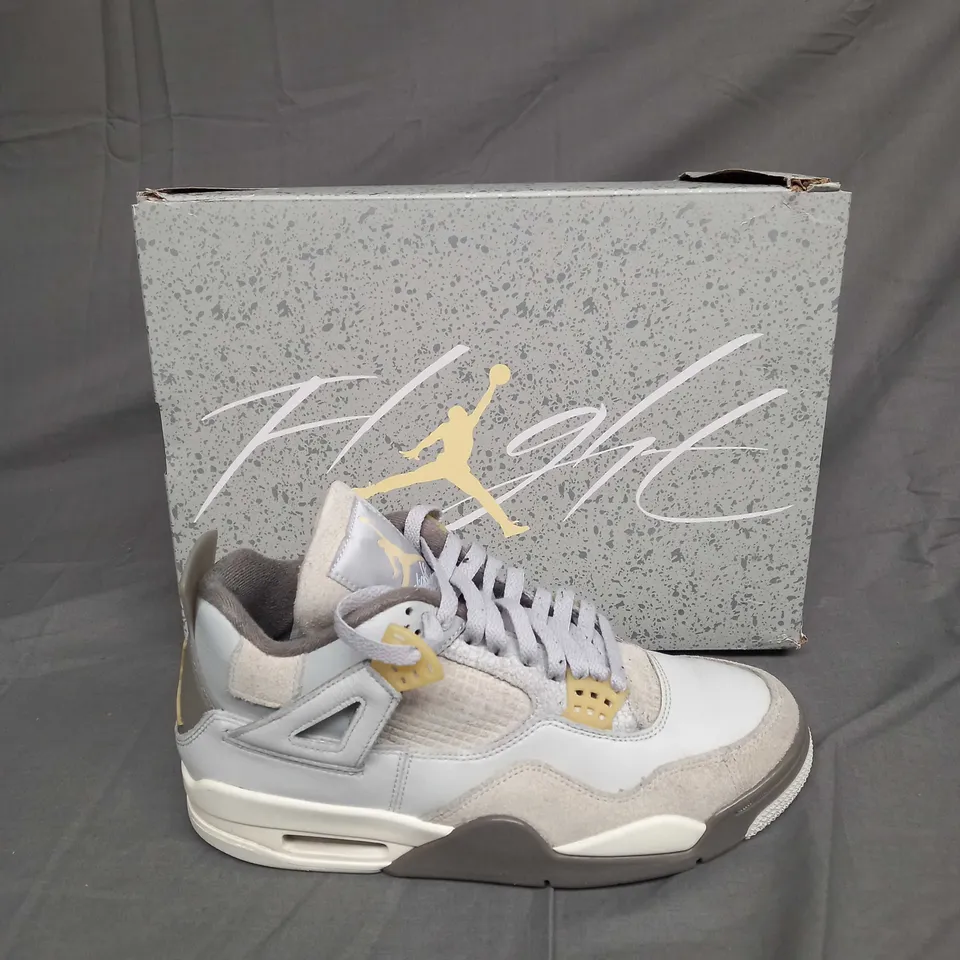 BOXED PAIR OF AIR JORDAN 4 RETRO SE PHOTON DUST/PALE VANILLA UK SIZE 8