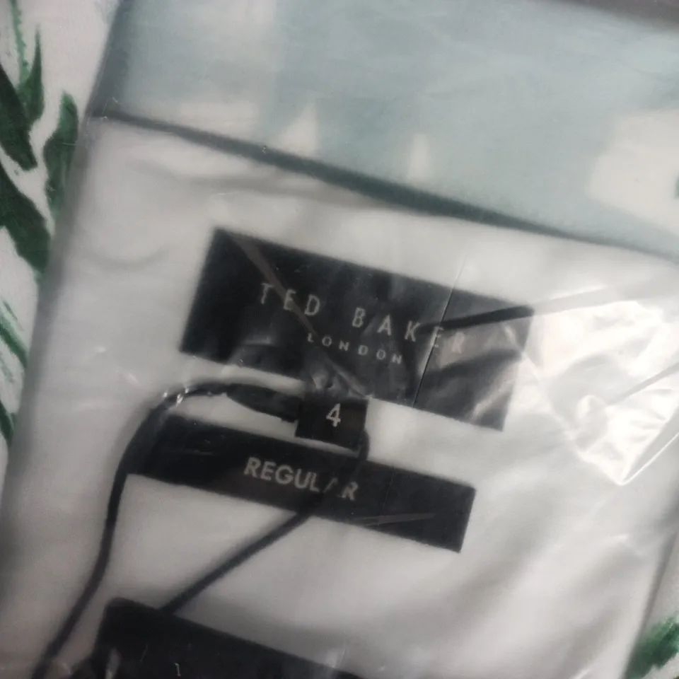 BAGGED TED BAKER LONDON SHIRT – PL-GREEN PALM LEAF PRINT, UK 4 (REGULAR)