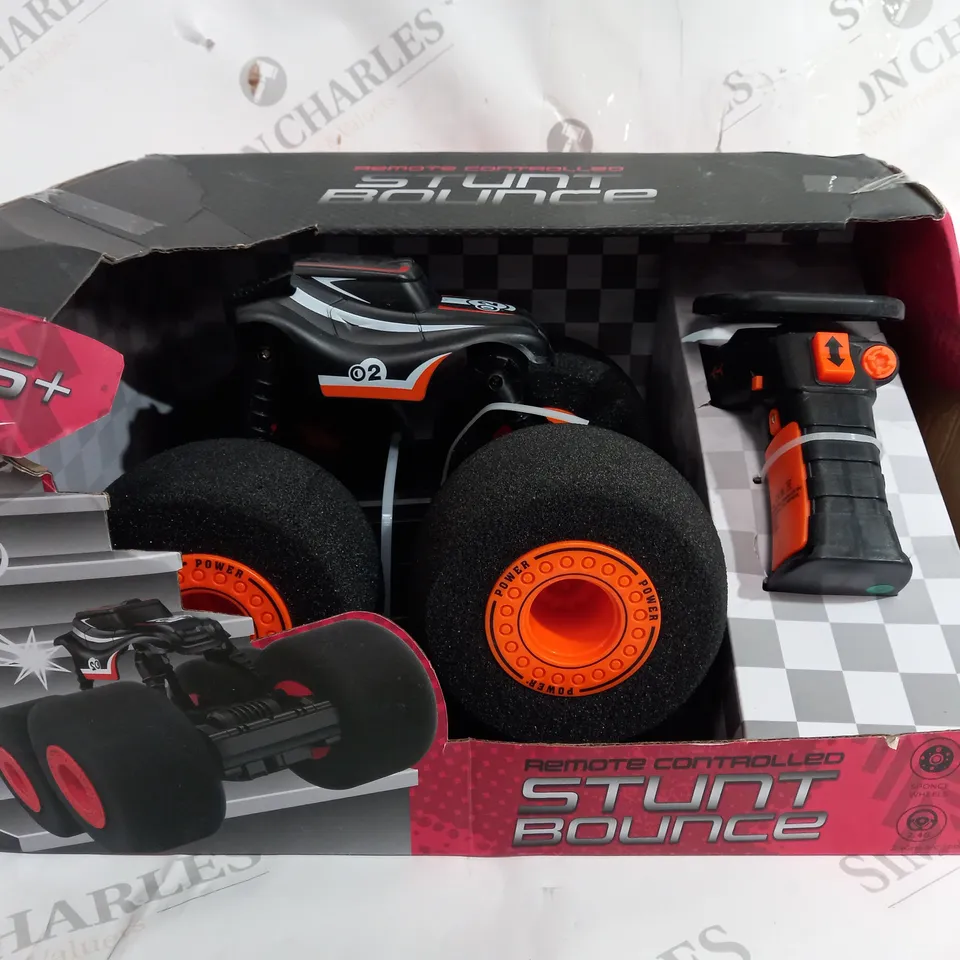 BOXED REMOTE CONTROLLED STUNT BOUNCE RC CAR