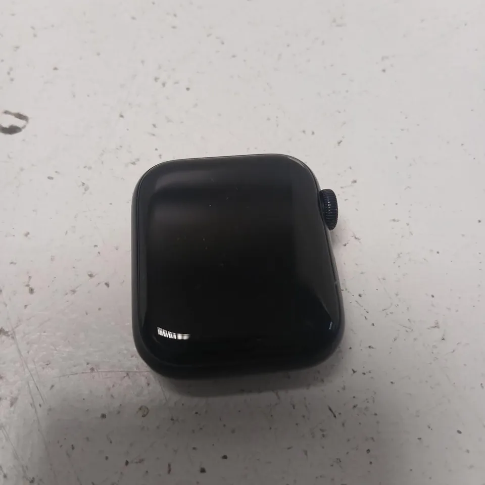 APPLE WATCH SE 