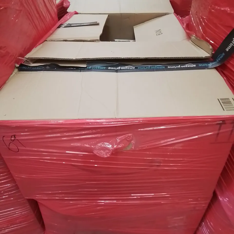 PALLET OF ASSORTED HOUSEHOLD ITEMS TO INCLUDE IPAD PRO COVERS, SEALED BOOKS AND BOARD GAMES AND LUGGAGE TAGS