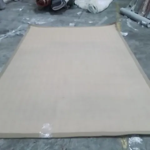 QUALITY DESIGNER AREA RUG - APPROXIMATELY 290X200