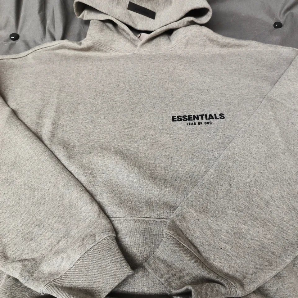FEAR OF GOD ESSENTIALS HOODIE – GREY - XL