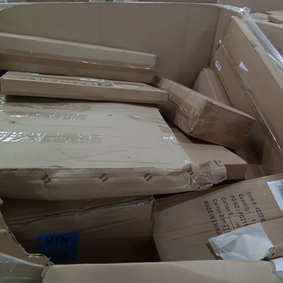 PALLET OF ASSORTED ITEMS INCLUDING HOMIDEC DRYING RACK, BESTIER 5 TIER SHELF, LULUBELLE DISH WASHER RACK, LAFOCUSE, HOMIDEC OFFICE DESK