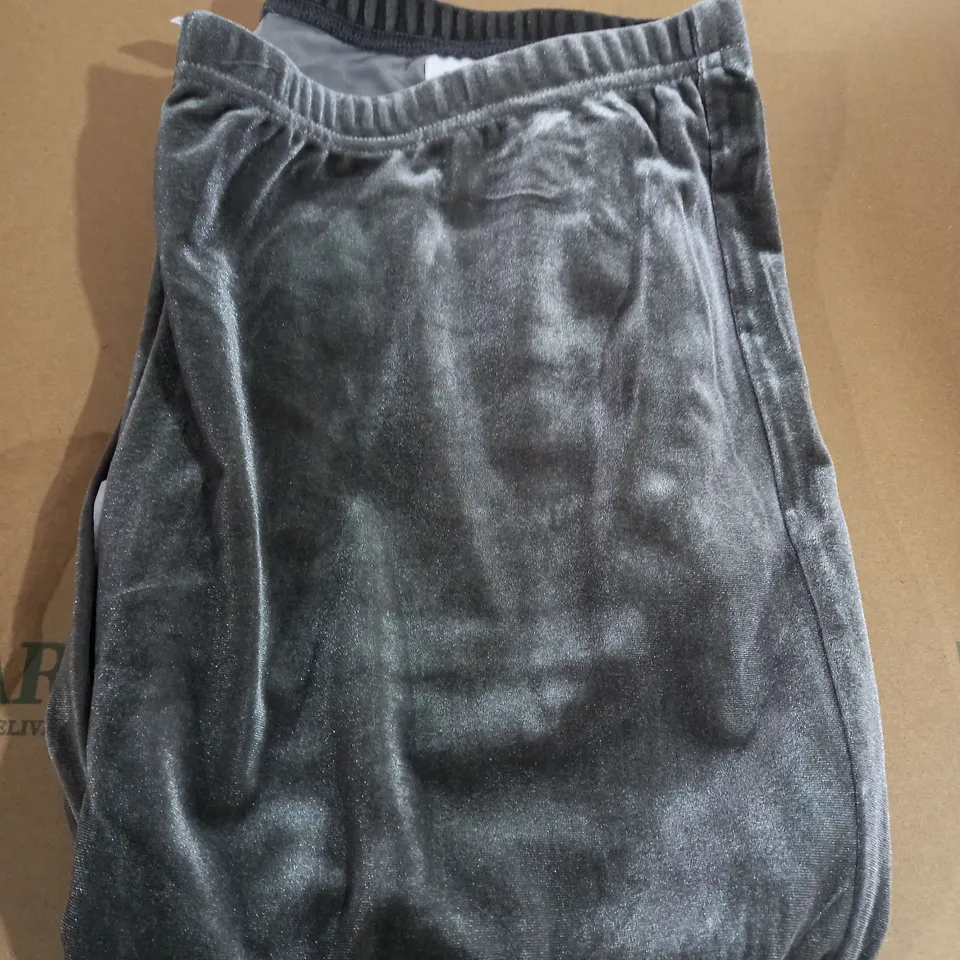 WYNNELAYERS STRETCH VELVET LEGGINGS XL