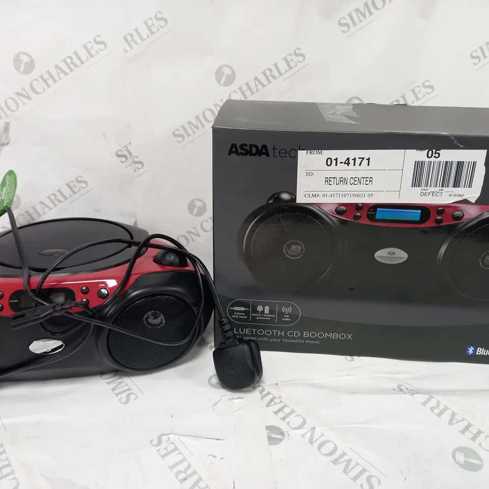 BOXED BLUETOOTH CD BOOMBOX