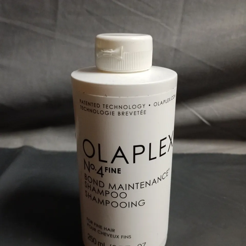 OLAPLEX NO.4 BOND MAINTENANCE SHAMPOO FOR FINE HAIR - 250 ML
