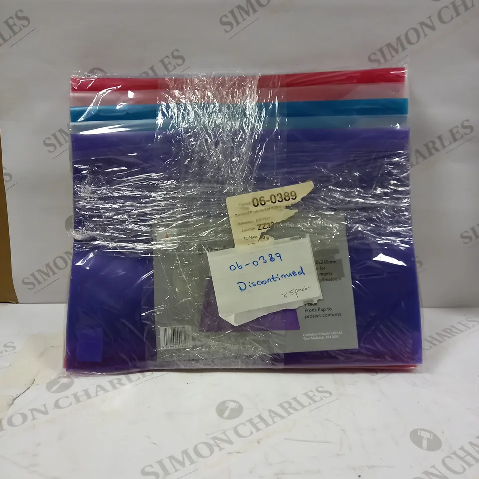 LOT OF APPROXIMATELY 3 HOUSEHOLD ITEMS TO INCLUDE SYSTEM 3 ORGINAL ACRYLIC PAINTS, RAINBOW DESIGN PATIO DIAL, PACK OF  A4 POPPER FILES