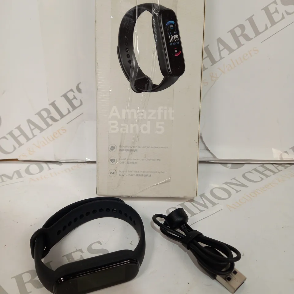 BOXED AMAZFIT BAND 5 SMART BAND/FITNESS TRACKERS WITH VOICE ASSISTANT 