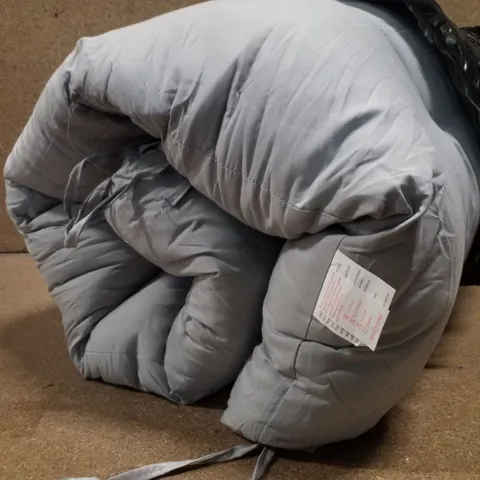 BOXED OUTDOOR SEAT/BACK CUSHION