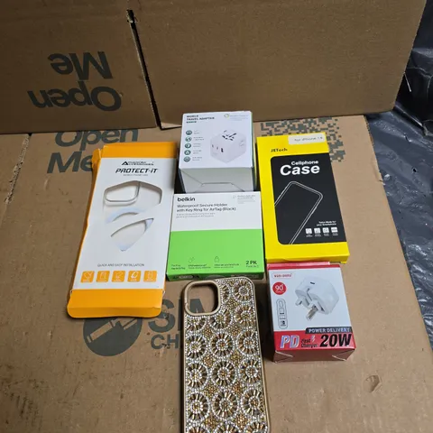 APPROXIMATELY 25 ASSORTED PHONE/ACCESSORY ITEMS TO INCLUDE JETECH CASE, BELKIN WATERPROOF SECURE HOLDER, WORLD TRAVEL ADAPTER ETC